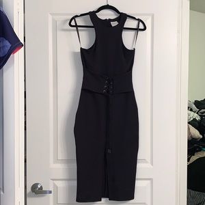 Donna Mizani Black Midi dress
